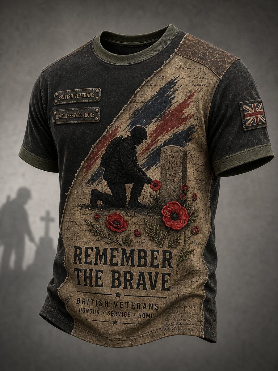 Casual T-Shirt Featuring A Vintage-Style Commemorative Design