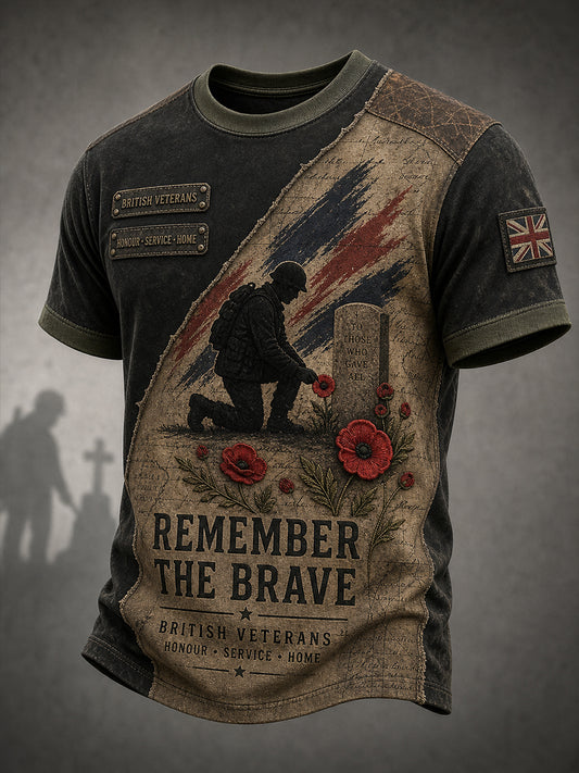 Casual T-Shirt Featuring A Vintage-Style Commemorative Design