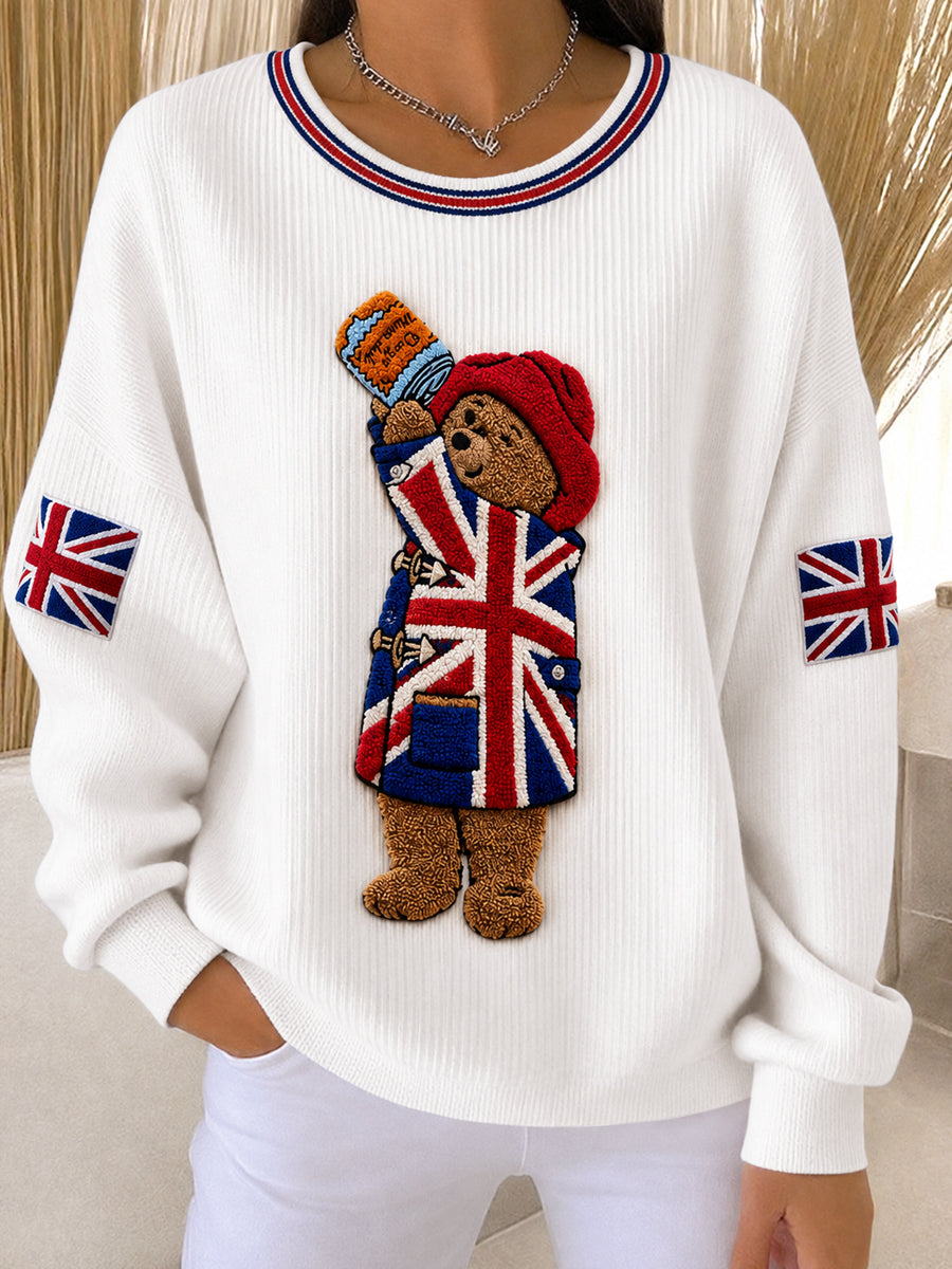 Women's Bear Printed Round Neck Long Sleeved Sweatshirt